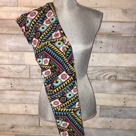 NWT TC Lularoe Leggings - Picture 1 of 2